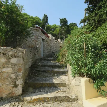 Holiday home M3 Zirje